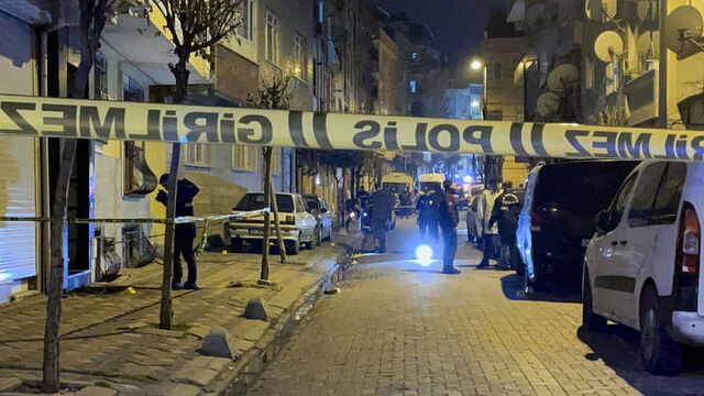 Zeytinburnu nda yine silahlı saldırı!